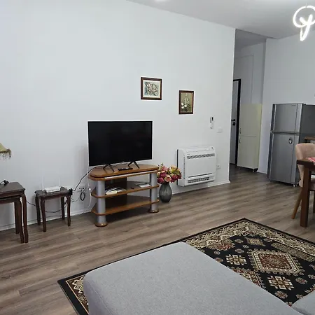 Apartment Urban Hideout Tirana