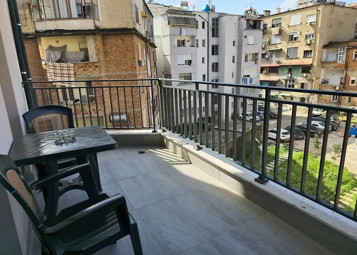 Apartament Urban Hideout *